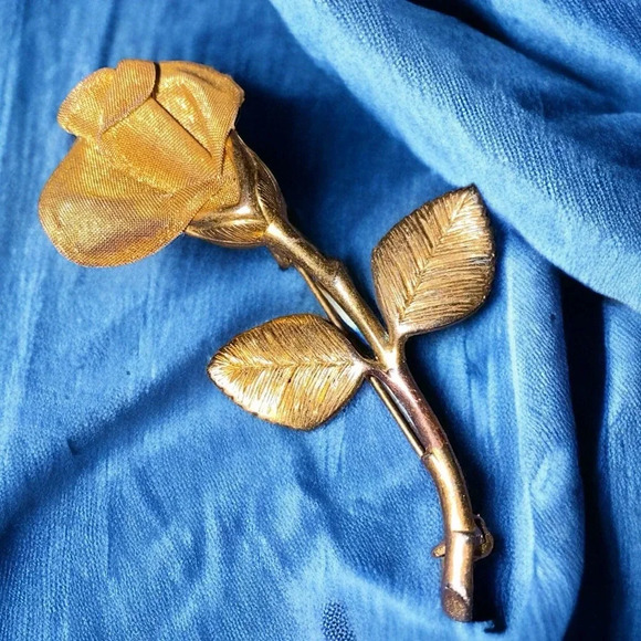 Vintage Anne Klein Rose Flower Mesh Brooch Gold Tone - Picture 2 of 5